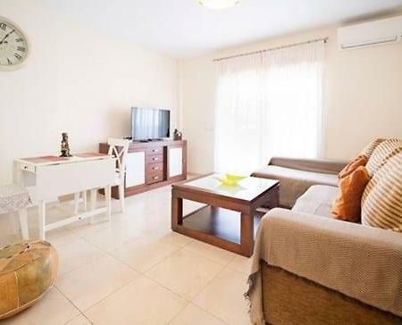 Apartamento C.M. 네르하 외부 사진